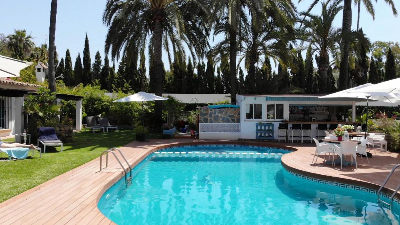 Banus Lodge Marbella Exterior photo